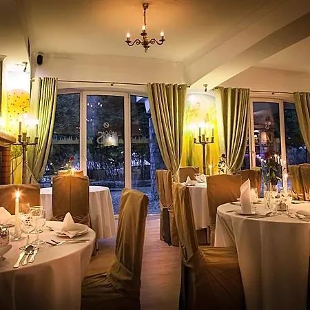 Hotel Las Piechowice 호텔 2*