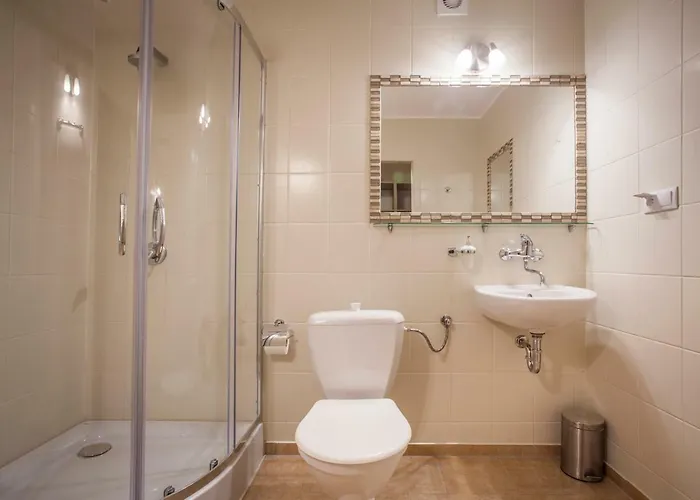 Hotel Las Piechowice ホテル 2*